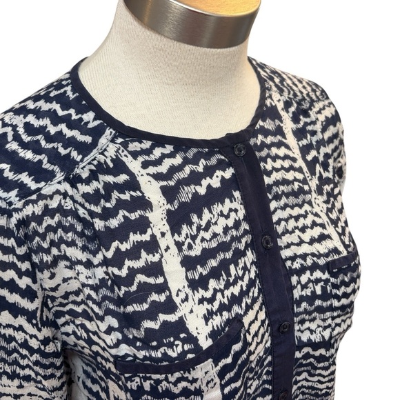 Trina Turk Womens Blouse Lightweight Cotton Woven Silk Ikat Collarless Sz. M - Picture 2 of 9